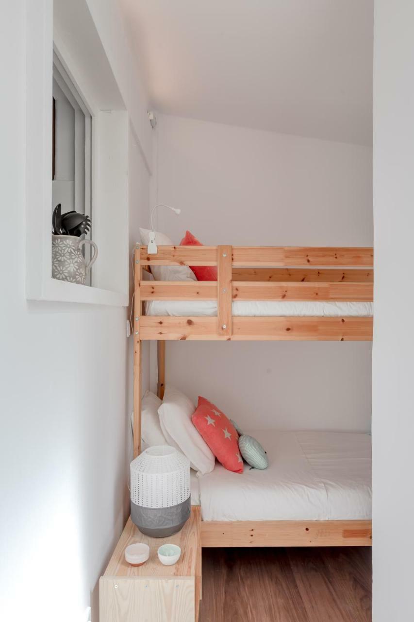 Sunny Apartment With Patio, By Timecooler Lisboa Ngoại thất bức ảnh