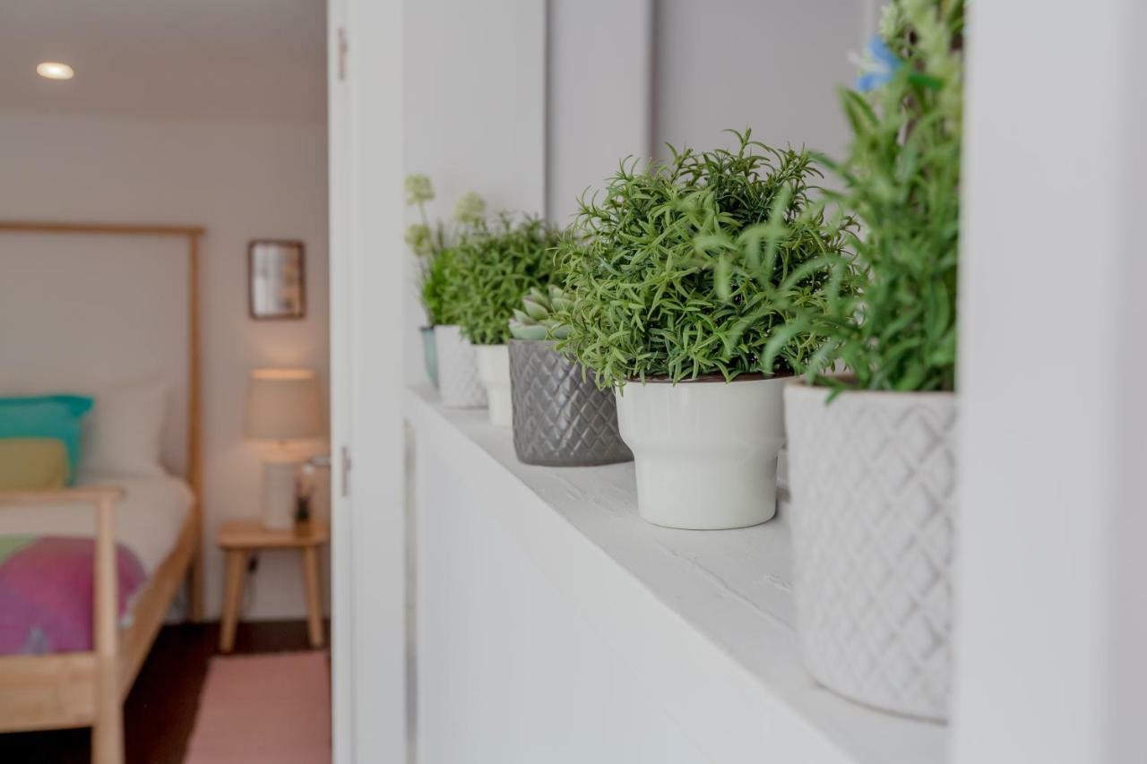 Sunny Apartment With Patio, By Timecooler Lisboa Ngoại thất bức ảnh
