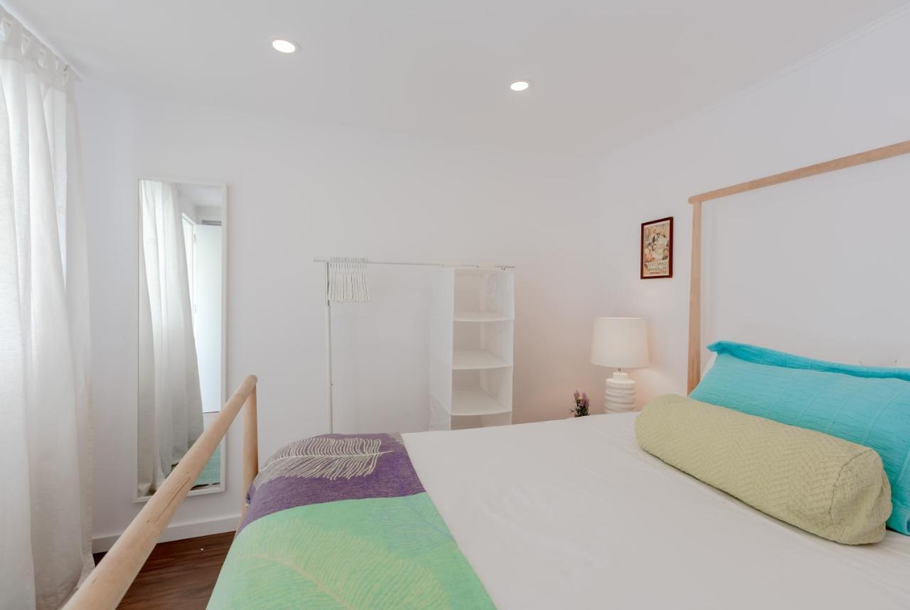 Sunny Apartment With Patio, By Timecooler Lisboa Ngoại thất bức ảnh